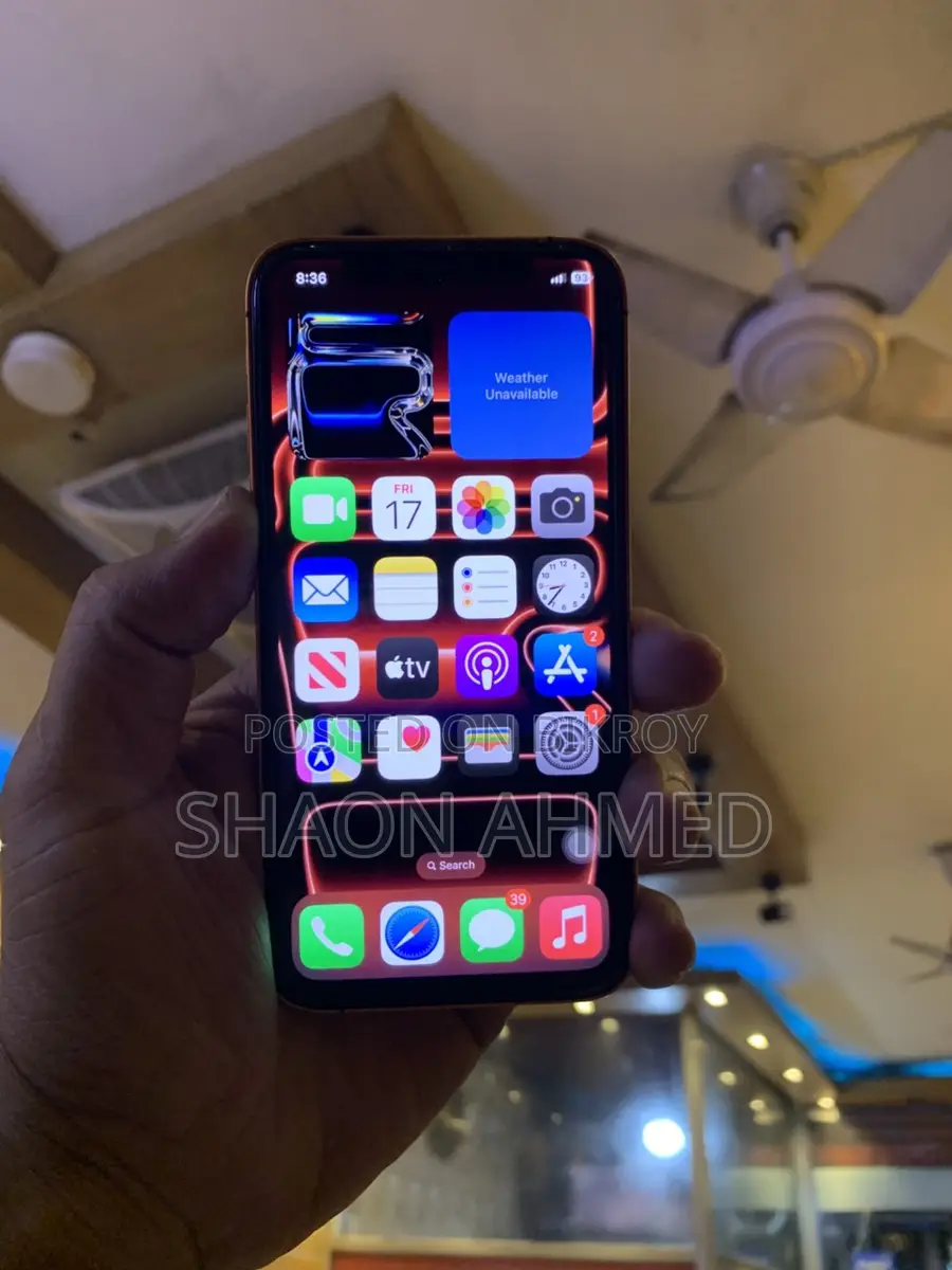 Apple iPhone XS converted to 17 Pro 64GB (Used)