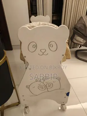 Baby Swinging Cot