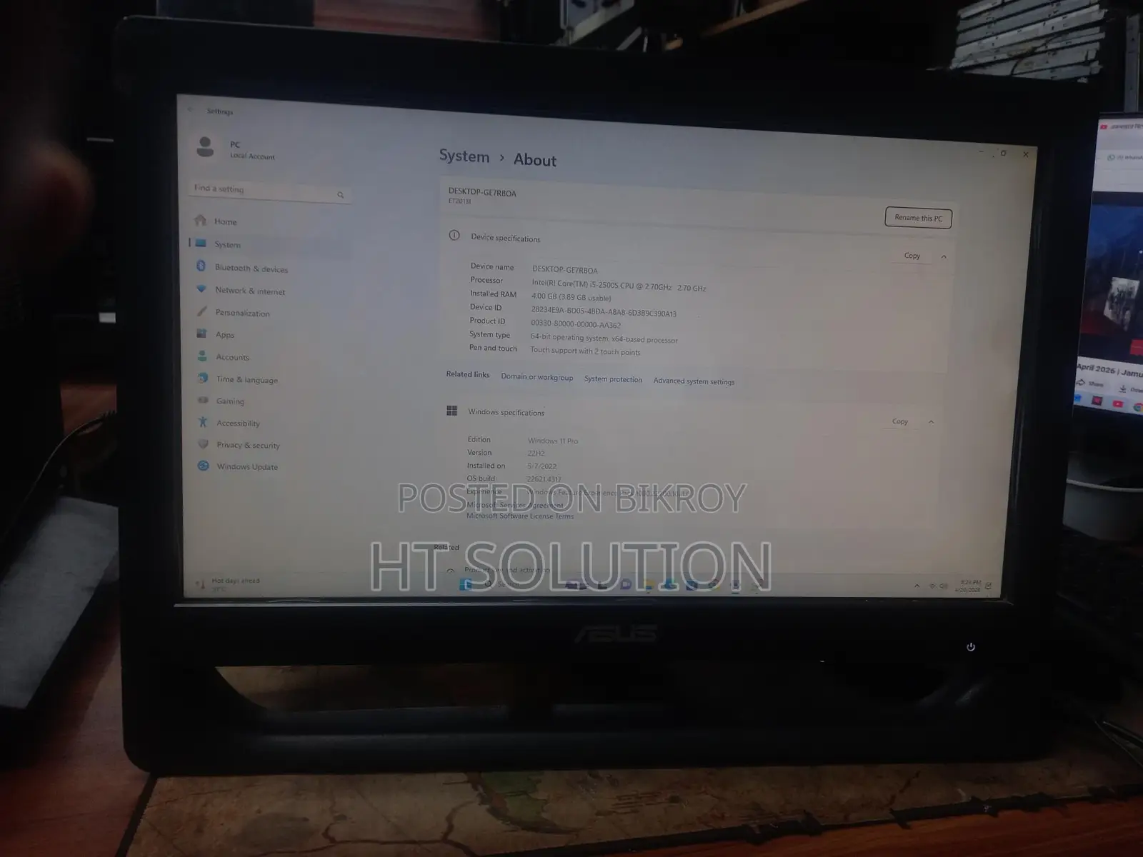 Asus DB101867 20" All-in-One Desktop PC (Core i5 2nd Gen | 8GB RAM/500GB)