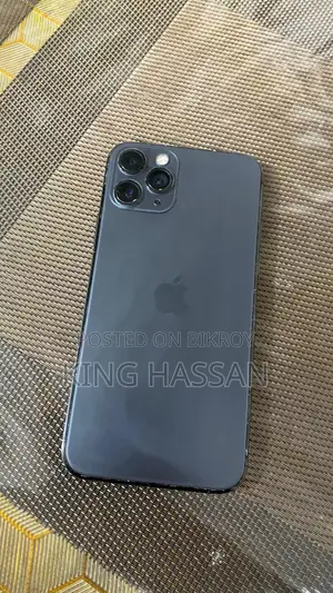 Apple iPhone 11 Pro ` (Used)