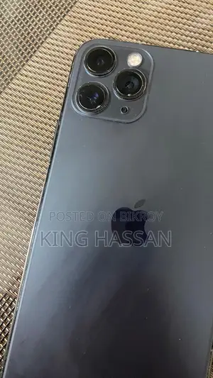 Apple iPhone 11 Pro ` (Used)