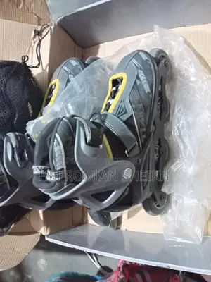 Skating Shoes for Sale