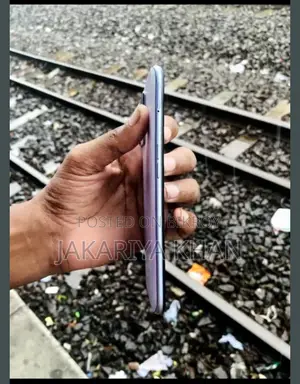 Realme 9 5g (Used)