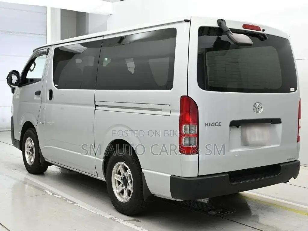 Toyota Hiace DX Silver Single AC 2021
