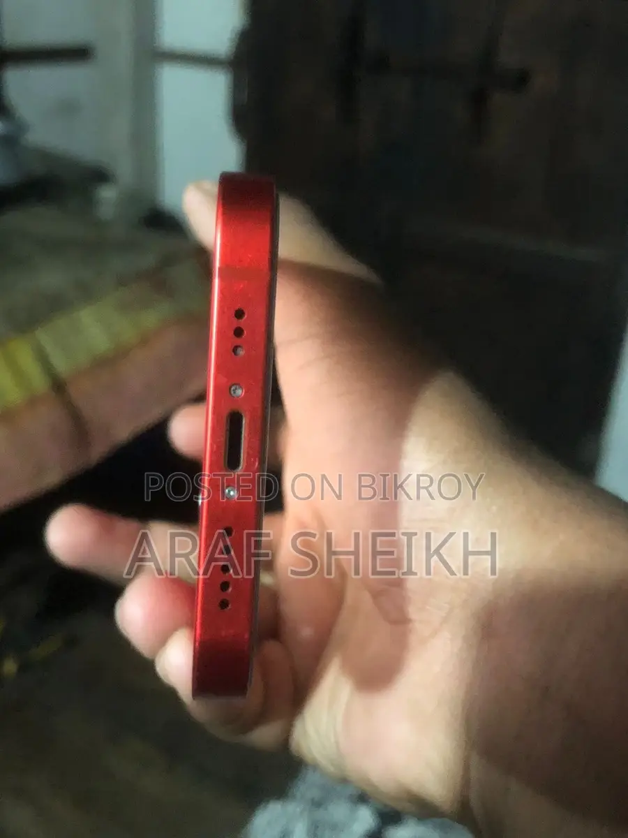 Apple iPhone 12 . (Used)