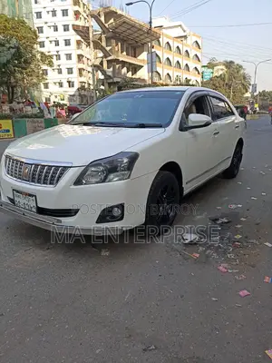 Toyota Premio G Superior 2012