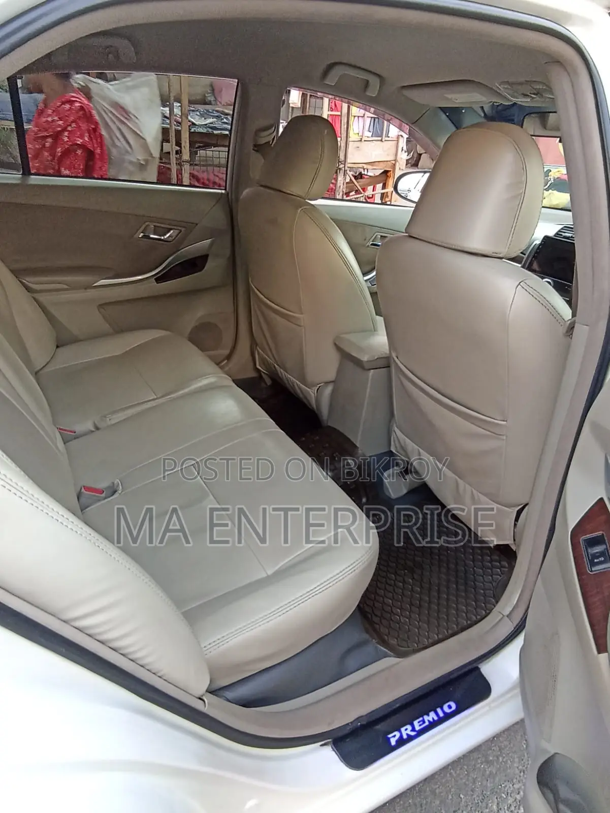 Toyota Premio G Superior 2012
