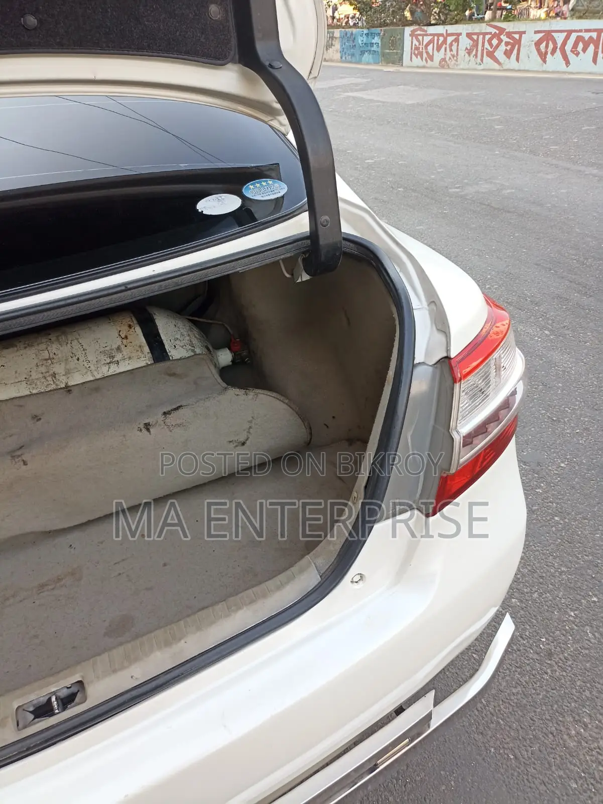 Toyota Premio G Superior 2012