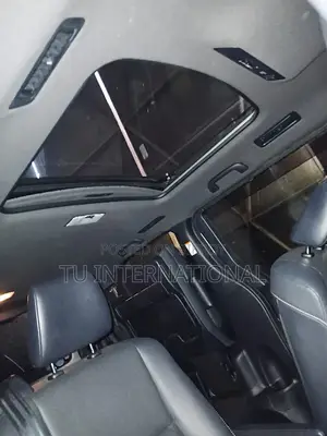 Toyota Esquire GI NON HV & SUNROOF 2020