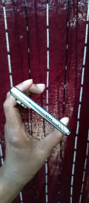 Tecno Camon 40 Pro 8/128 (Used)