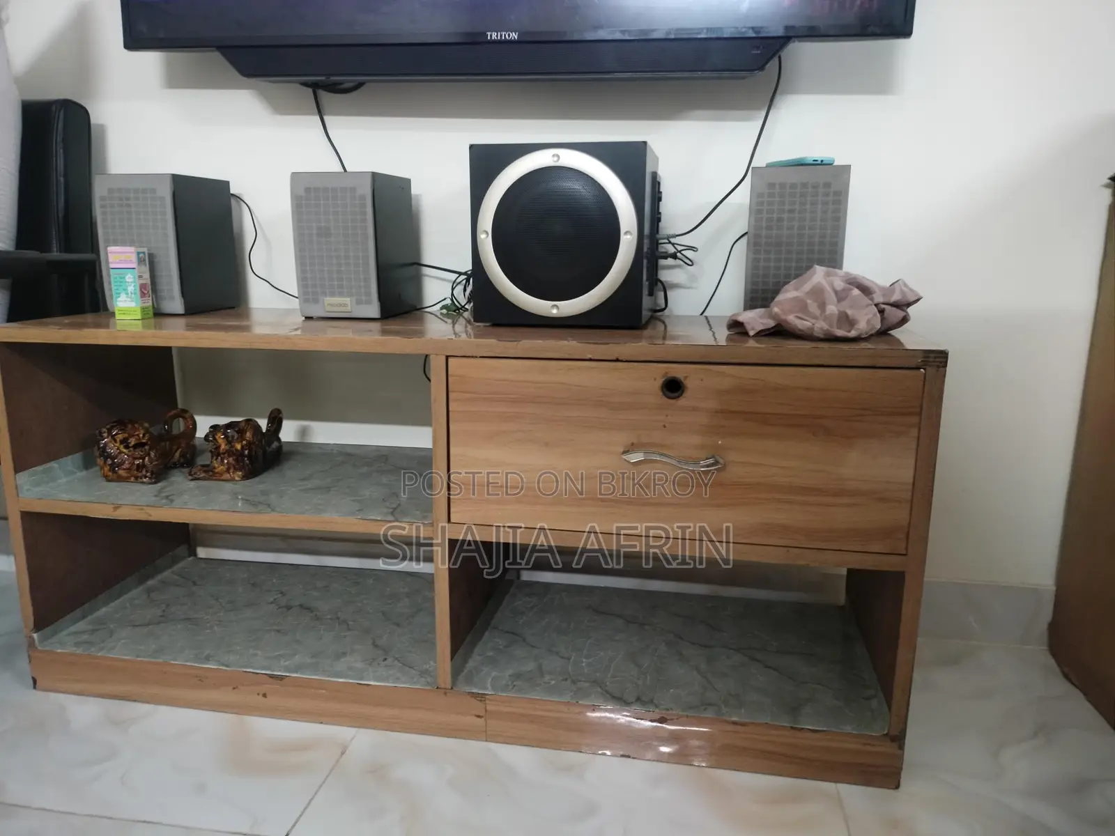 TV Stand Very Good, Strong, and Beautiful