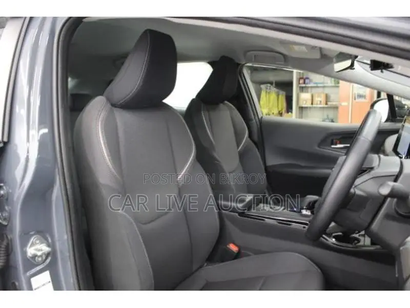 Toyota Prius U 2023