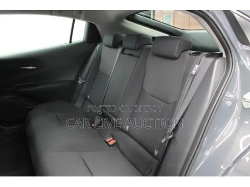 Toyota Prius U 2023