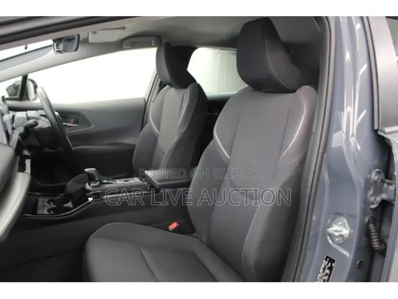 Toyota Prius U 2023