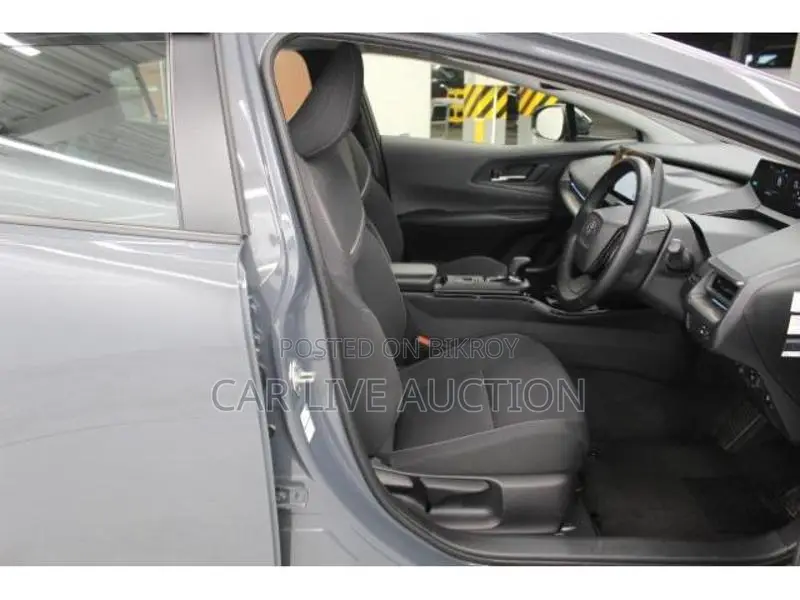 Toyota Prius U 2023