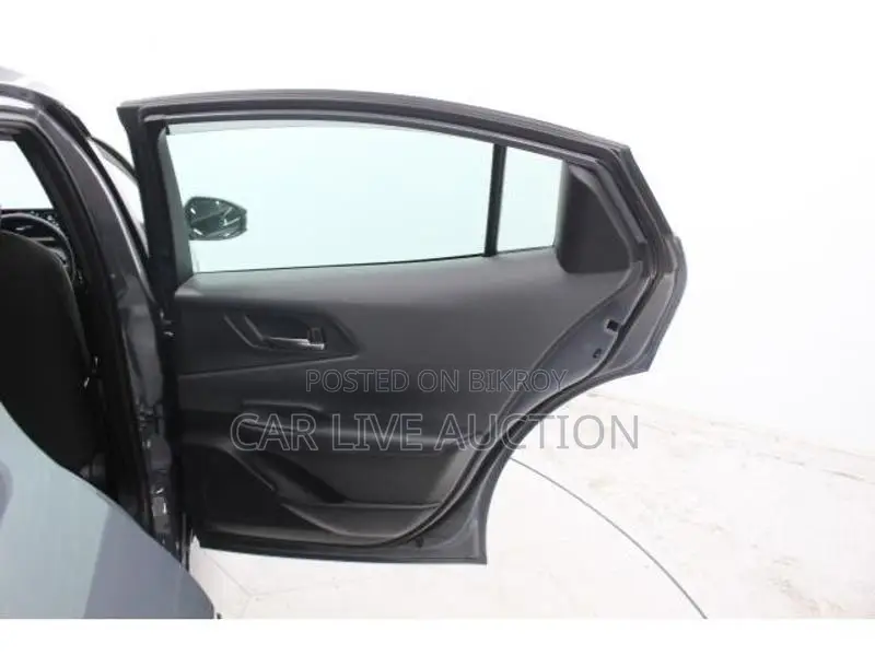 Toyota Prius U 2023