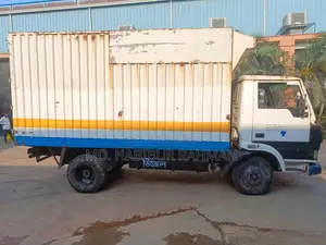 Tata LPT 709 2012