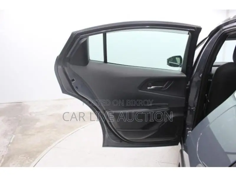 Toyota Prius U 2023