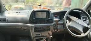 Toyota Noah ` 2003