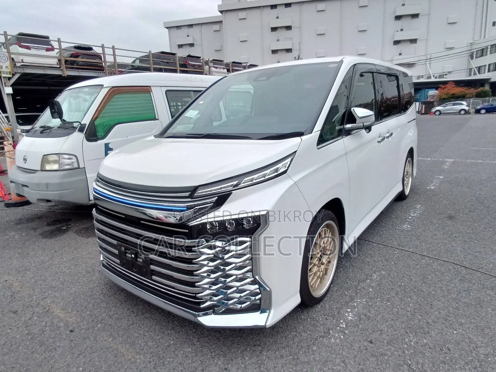 Toyota Voxy SZ, PEARL ARO KIT 2023