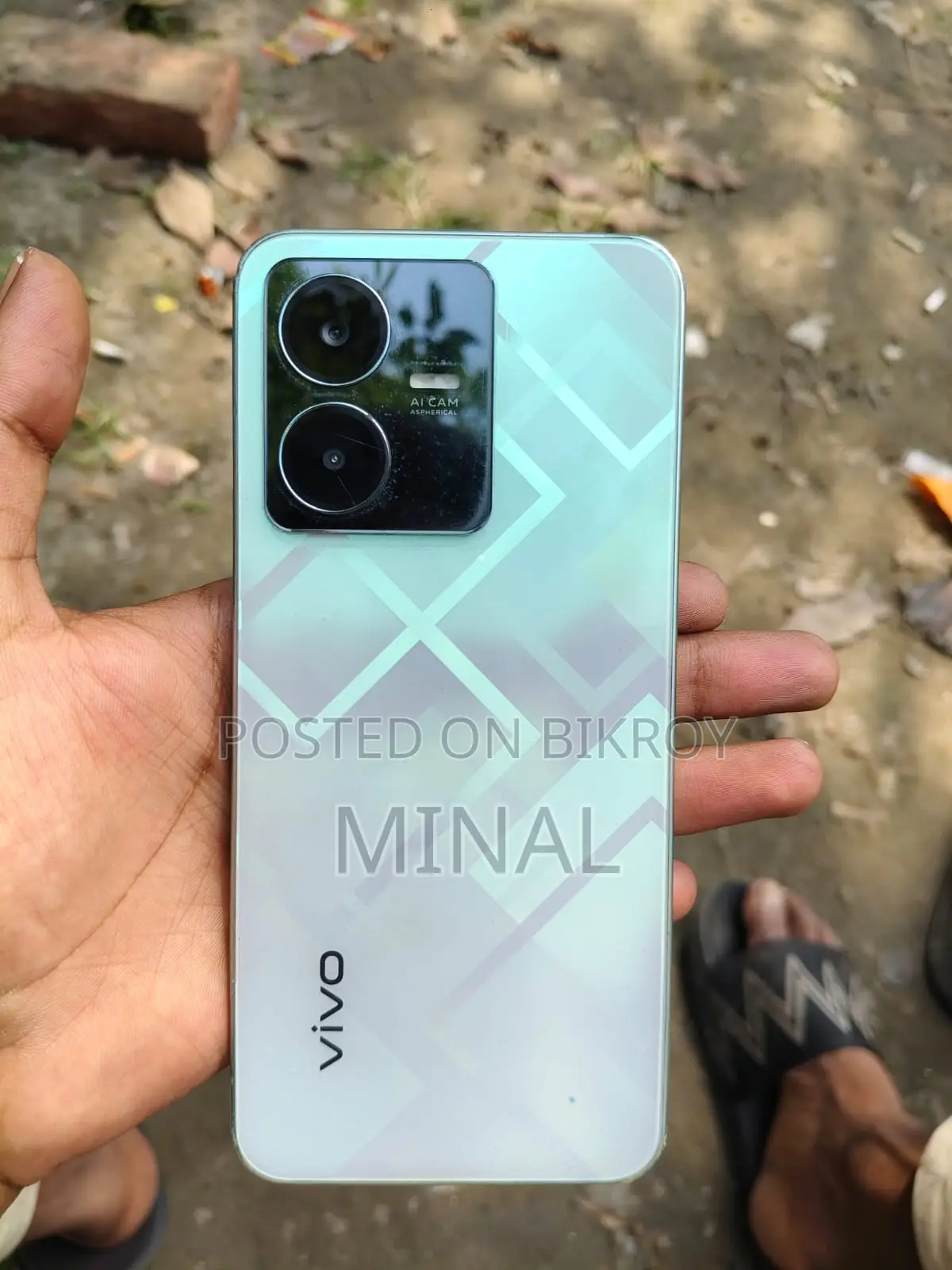 Vivo y22 (Used)