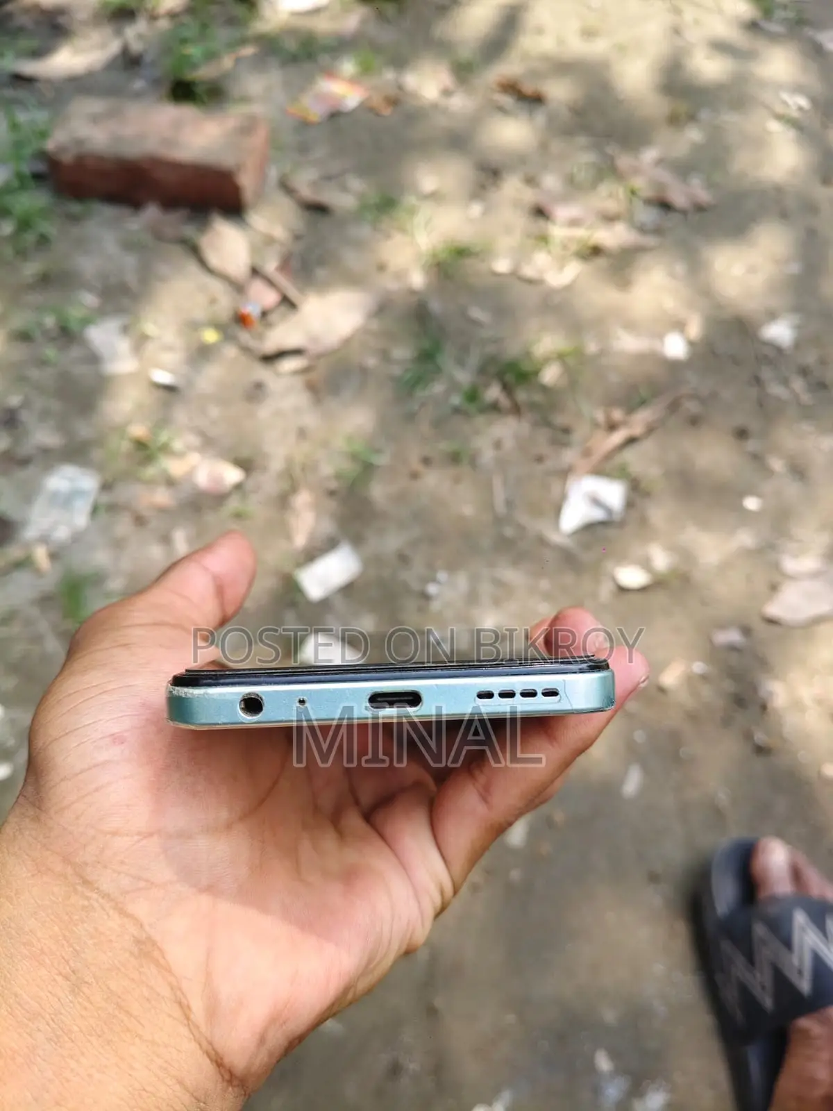 Vivo y22 (Used)