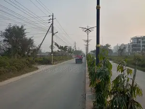 ৩০০ ফিট এক্সপ্রেসওয়ের খুব কাছে এম ব্লকে ৪ কাঠার প্লট বিক্রয় হবে