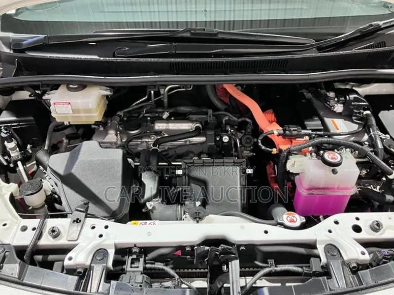 Toyota Voxy Hybrid ZS-KERAMIKE 2 2021