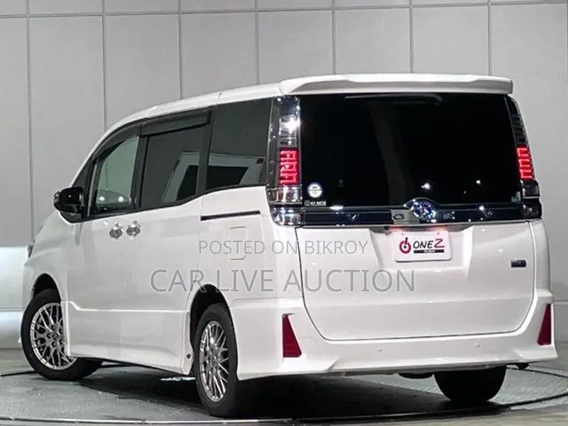 Toyota Voxy Hybrid ZS-KERAMIKE 2 2021