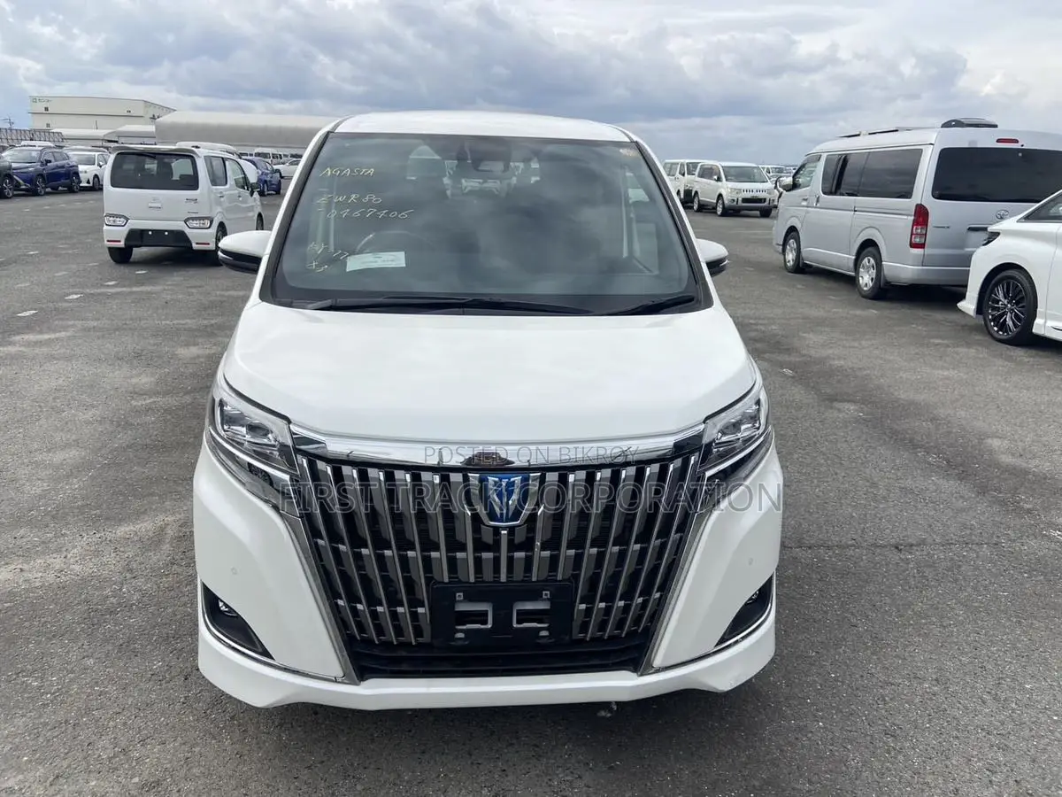 Toyota Esquire GI Leather 2020