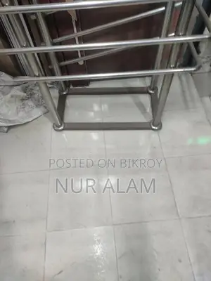 One-room flat for rent.