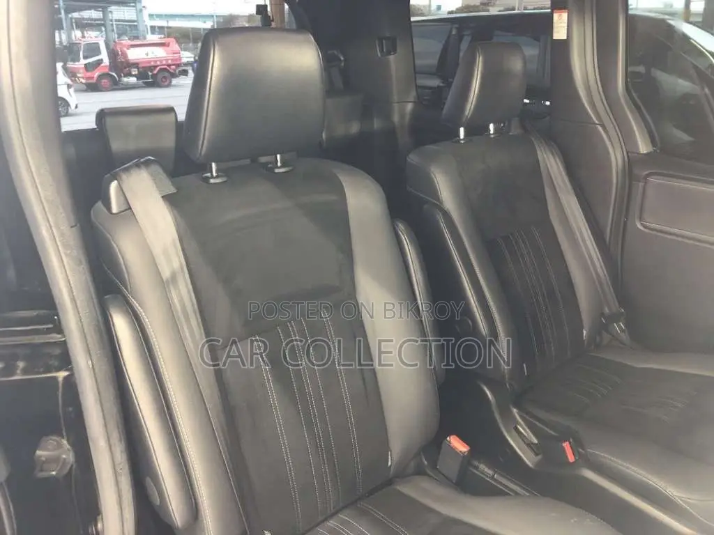 Toyota Esquire 2021