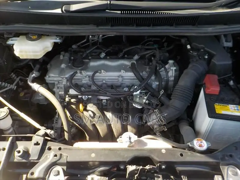Toyota Esquire Non Hybrid Gi Black 2021