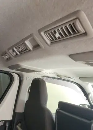 Toyota Hiace Genuine Dual AC 2020