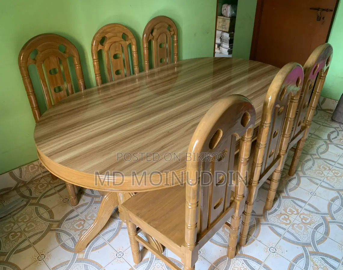 ডাইনিং টেবিল ও চেয়ার