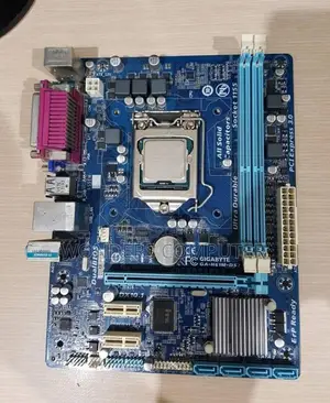 GIGABYTE GA-H61M-DS2 Micro-ATX মাদারবোর্ড ১ বছরের ওয়ারেন্টি