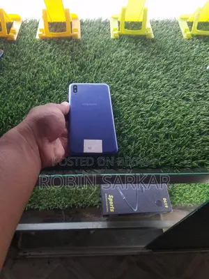 Samsung Galaxy M10 (Used)