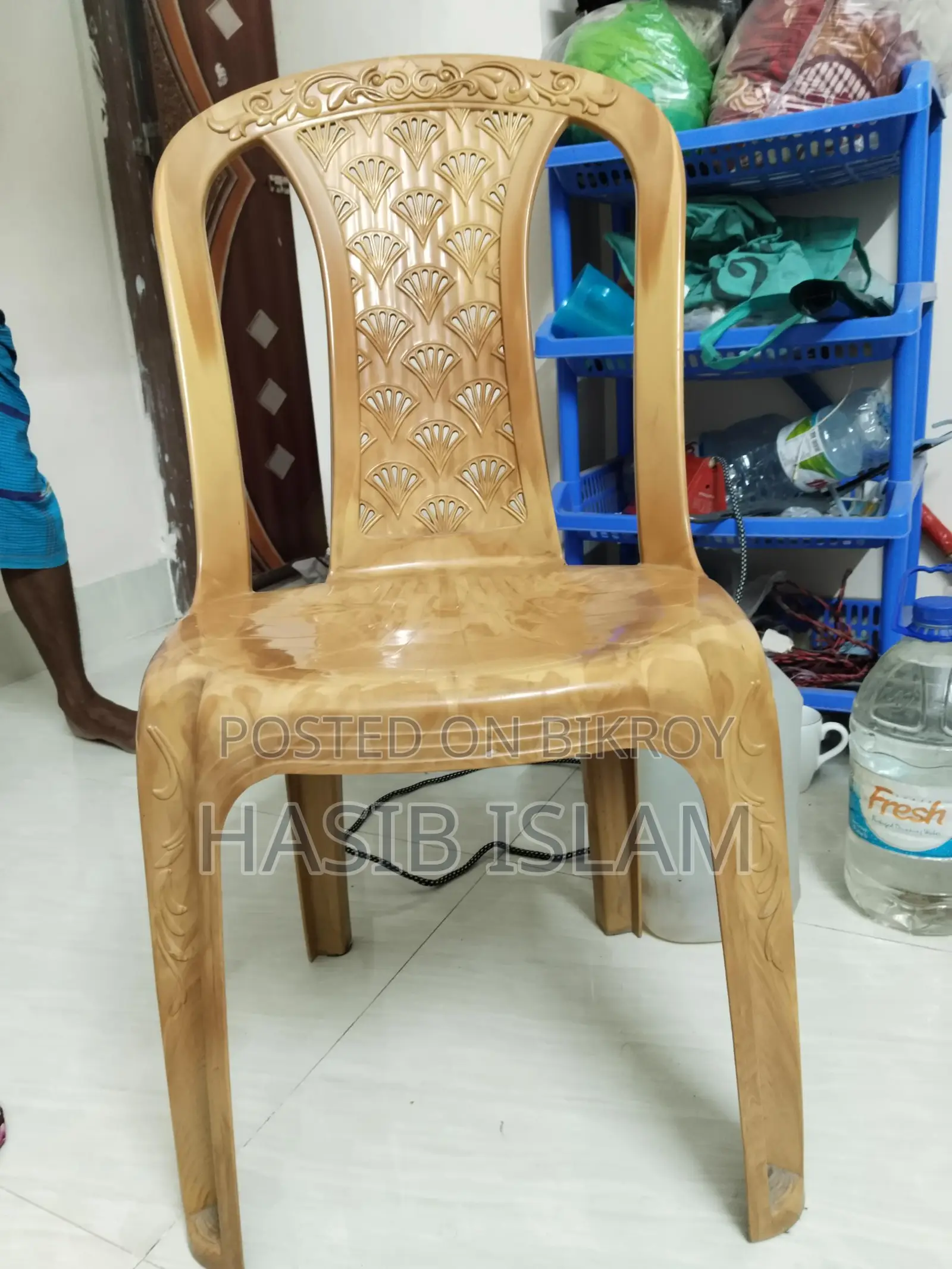 টেবিল বিক্রির পোস্ট