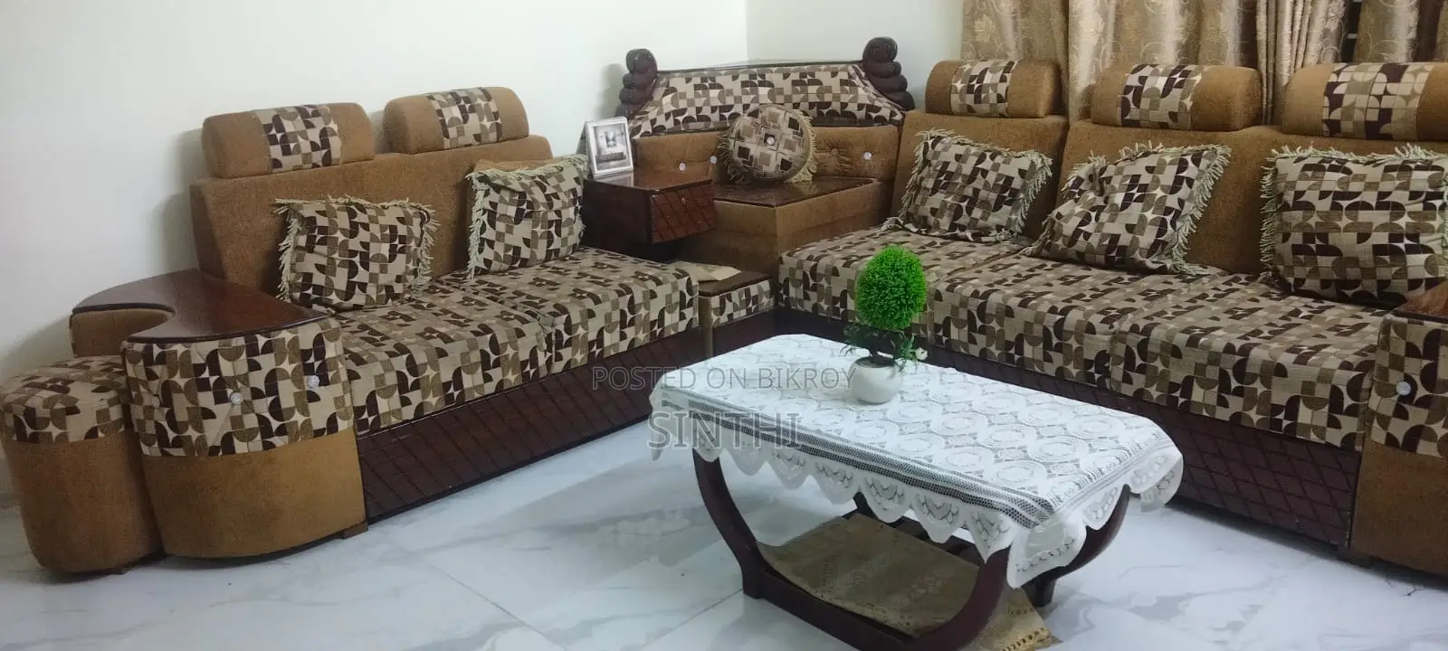 ৫সিটের সোফা সাথে সেন্টার টেবিল