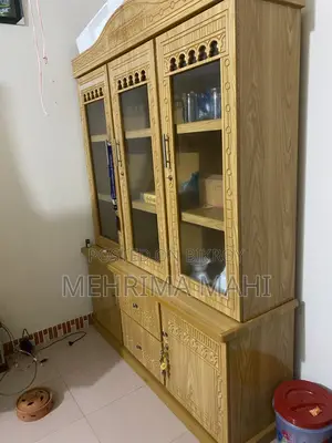 Showcase For Sell