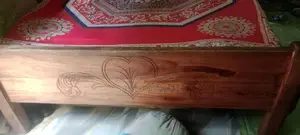 কাঠের খাট