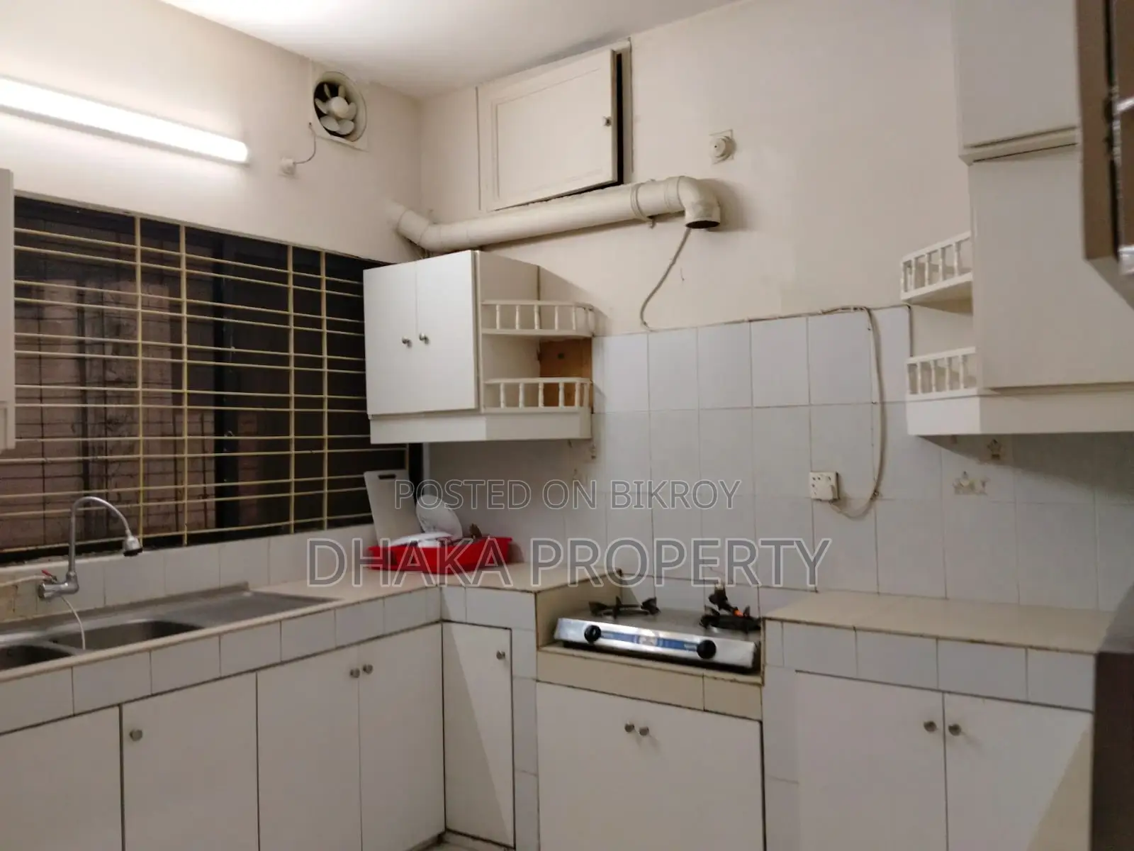 গুলশান ২-এ ২ বেডরুমের চমৎকার ফার্নিশড অ্যাপার্টমেন্ট ভাড়া