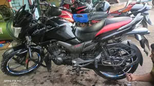Hero Hunk 150R 2016