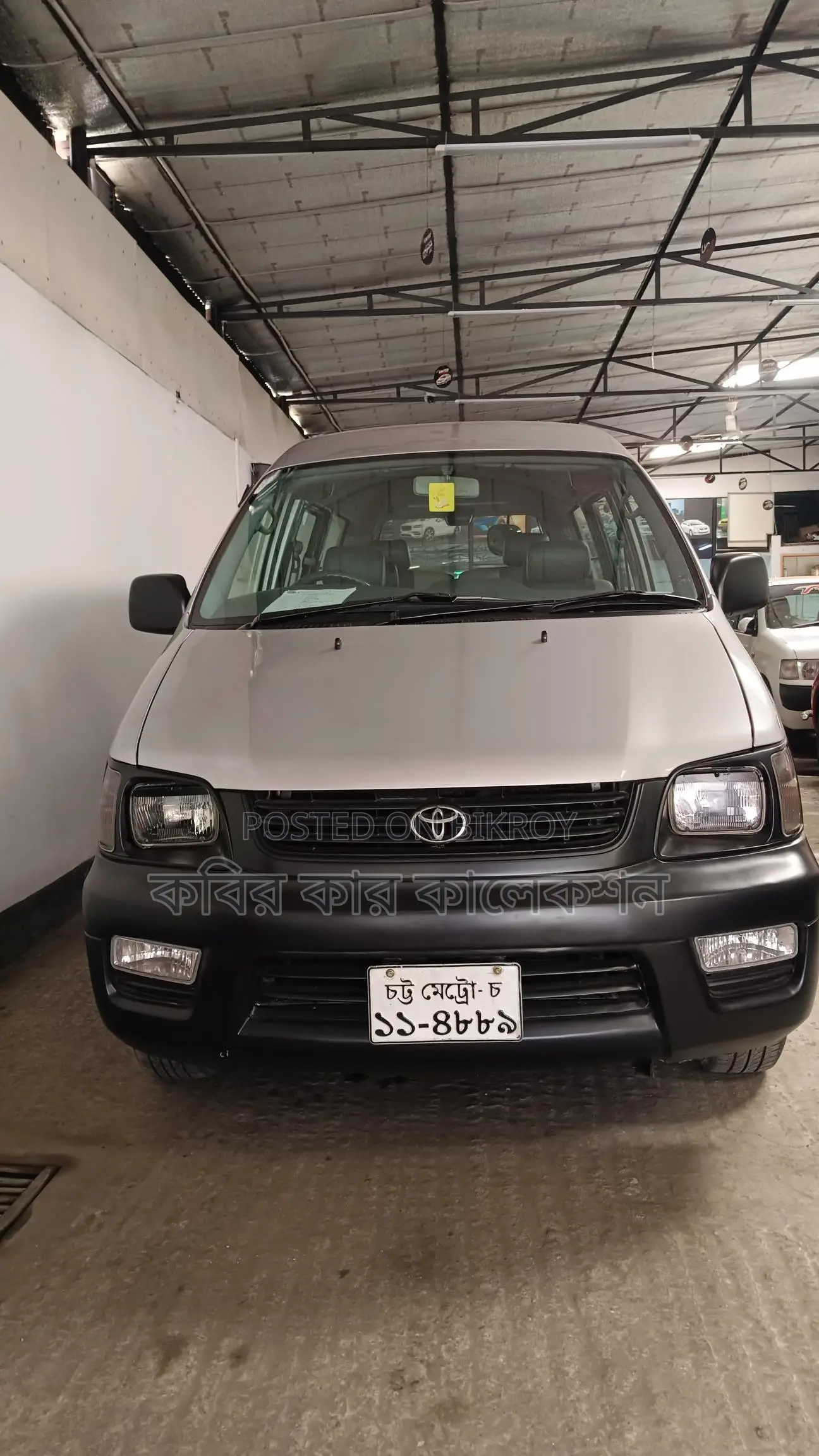 Toyota Noah kr42 2005