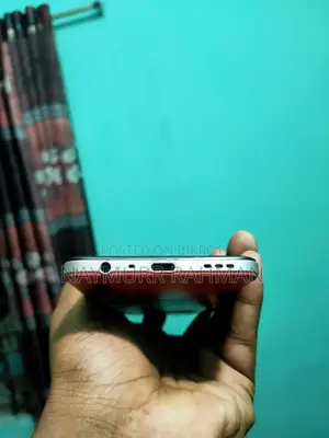 OPPO F17 . (Used)