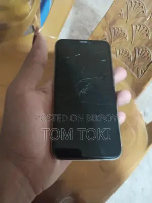 Apple iPhone X (Used)