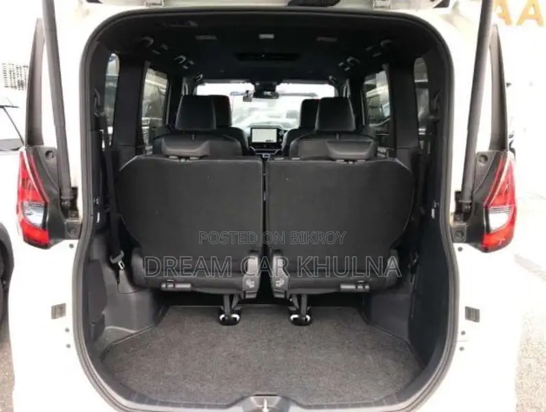 Toyota Noah S-Z Leg Rest Autostp 2023