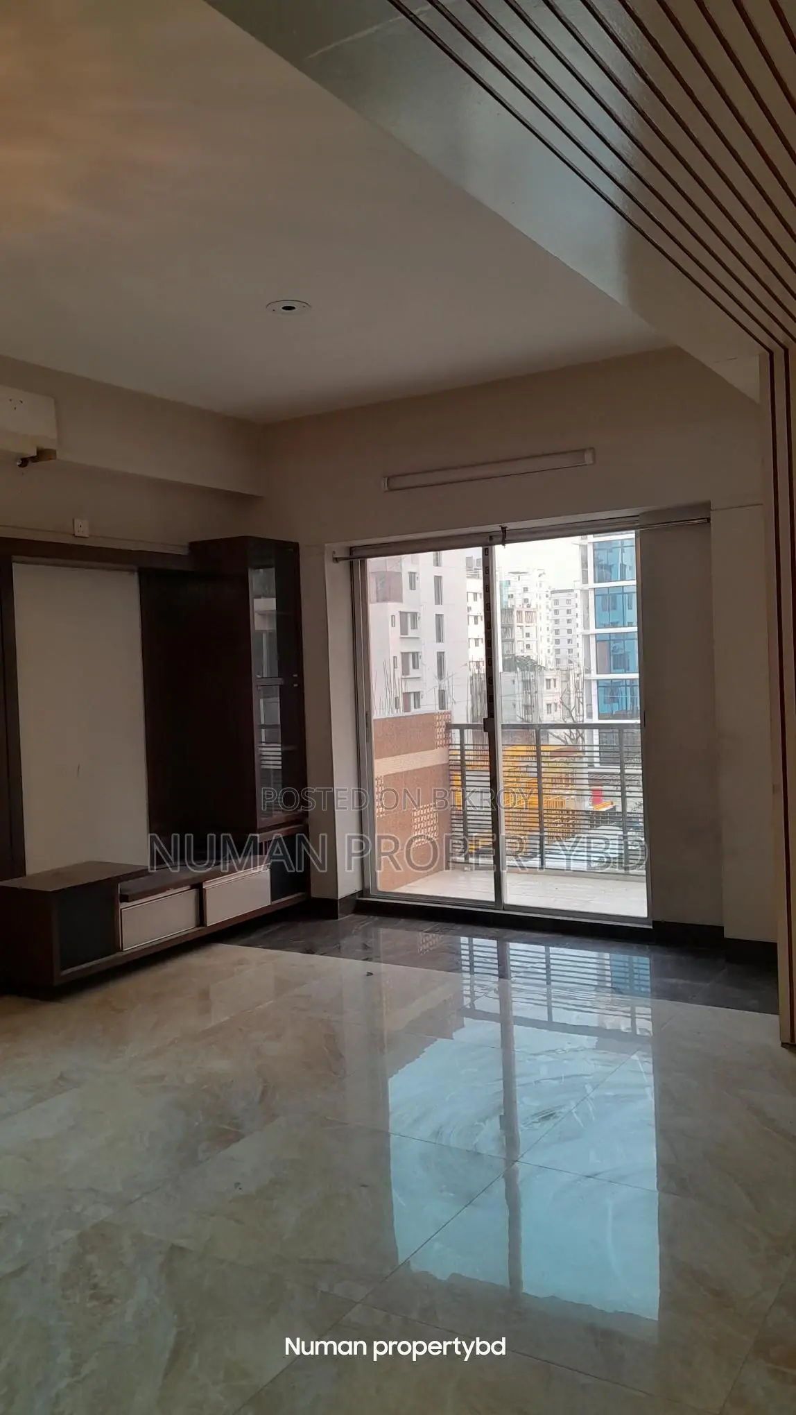 2700 sq ft 3-bedroom Full Interior Design New Luxury Semi Furnished Flat Rent