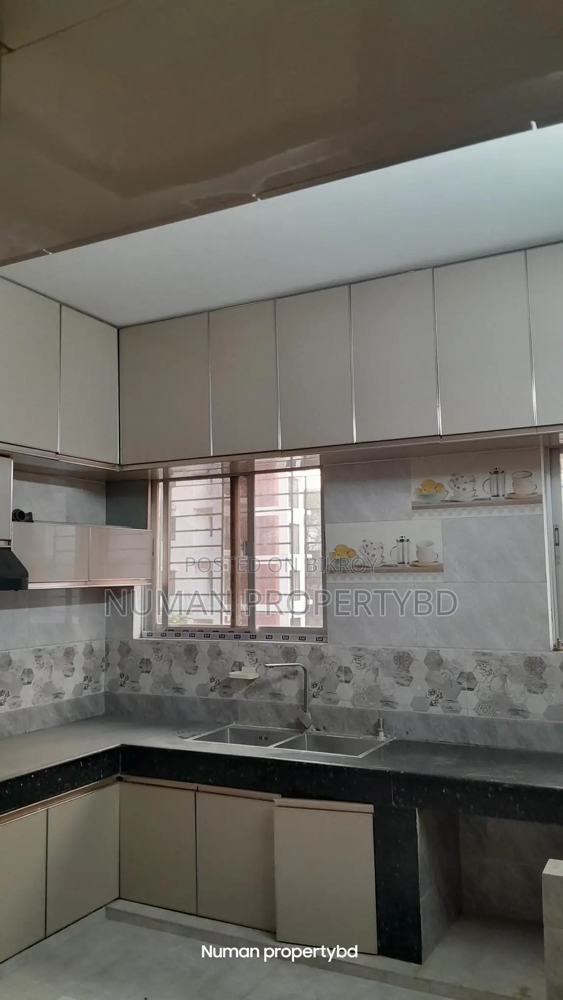 2700 sq ft 3-bedroom Full Interior Design New Luxury Semi Furnished Flat Rent