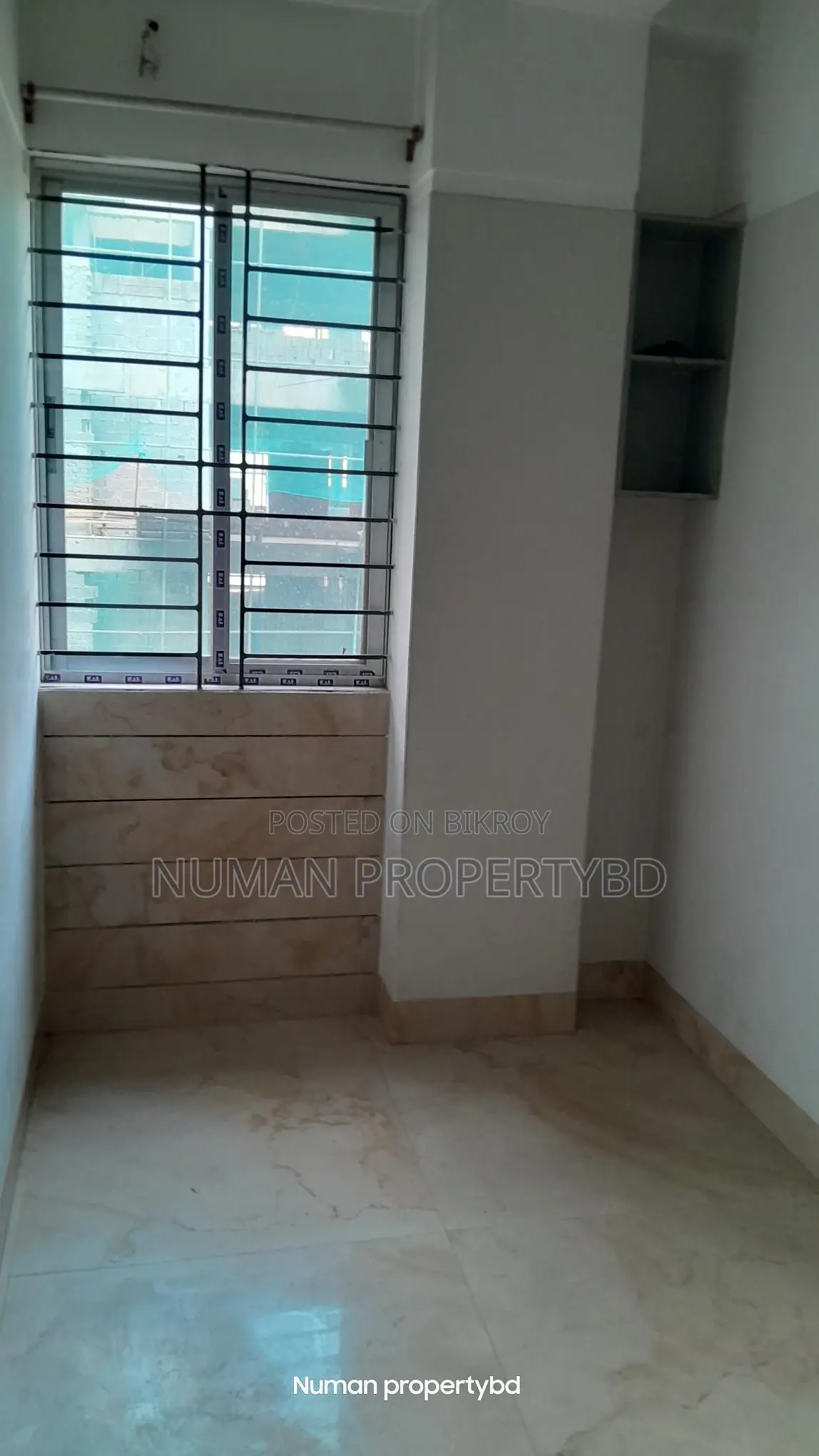 2700 sq ft 3-bedroom Full Interior Design New Luxury Semi Furnished Flat Rent